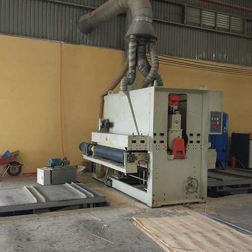 Single head sanding work